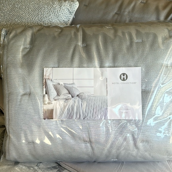 Hotel Collection King Coverlet Quilted - Luxury - NWT